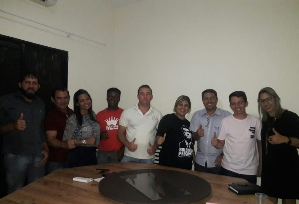 PSL-Gurupi-2-1024x700 Depois de fazer uma campanha “apartidária”, grupos que apoiaram Bolsonaro em Gurupi se dividem na organização do PSL