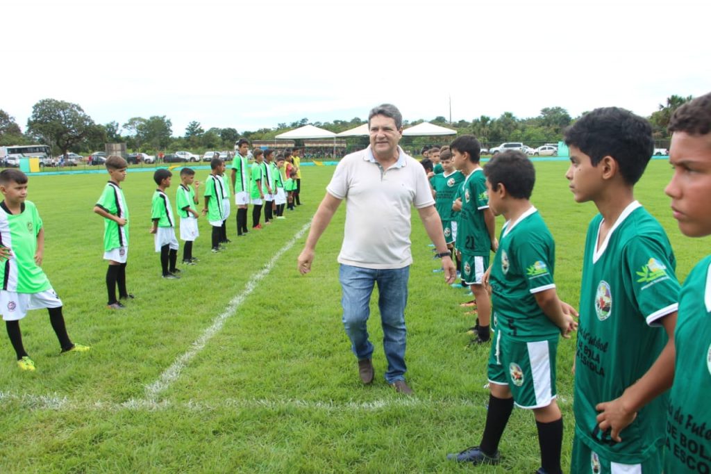 Damaso-1024x682 Deputado Federal Osires Damaso prestigia inauguração do Campo de Futebol  e 9º Jogo Solidário dos Vereadores do Tocantins