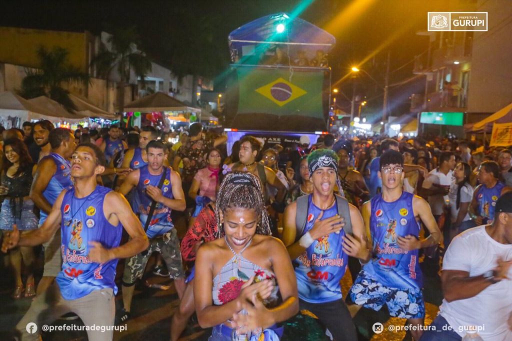4-noite-de-carnaval-prefeitura-de-Gurupi-1-1024x682 Sem a presença do bloco Bejá na avenida,  bloco Os Enforcado é o campeão  do carnaval de Gurupi 2019