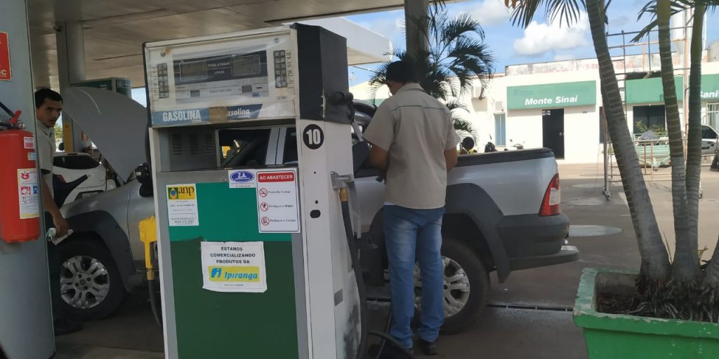 Gasolina-1024x512 Entre as três maiores cidades do Tocantins, Araguaína tem o menor preço do diesel e da gasolina