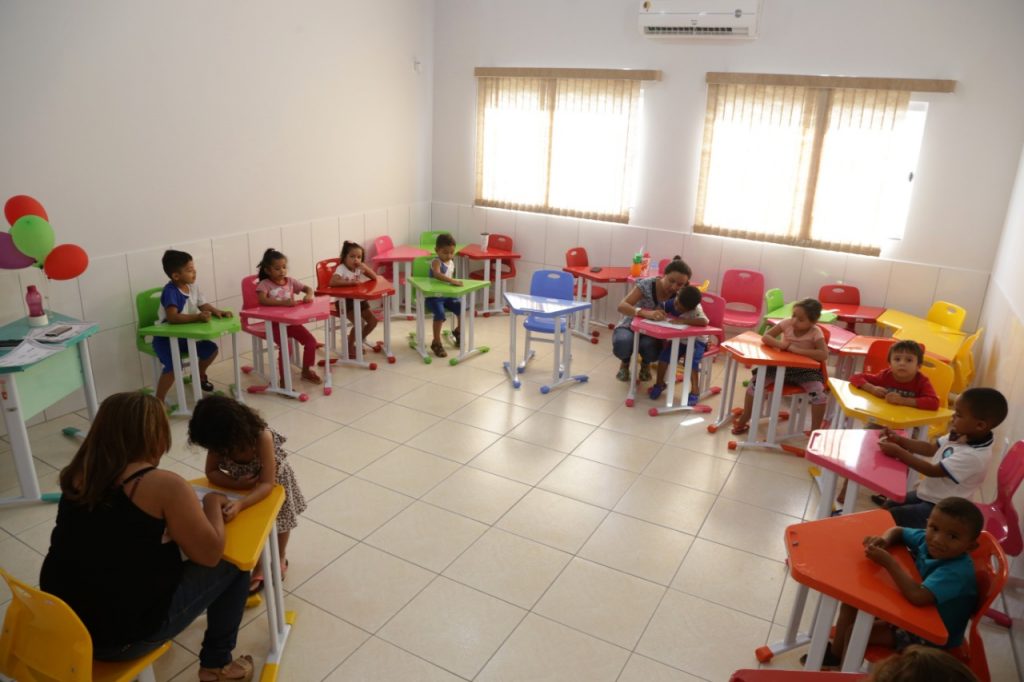 Araguaína-Creche-1024x682 Mais de 21 mil alunos de Araguaína voltam às aulas com vagas em creche sobrando