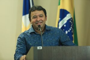 ele-300x200 Osires convida Elenil para disputar Prefeitura de Araguaína pelo PSC