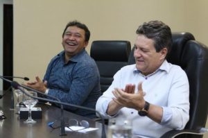 elenil-300x199 Osires convida Elenil para disputar Prefeitura de Araguaína pelo PSC