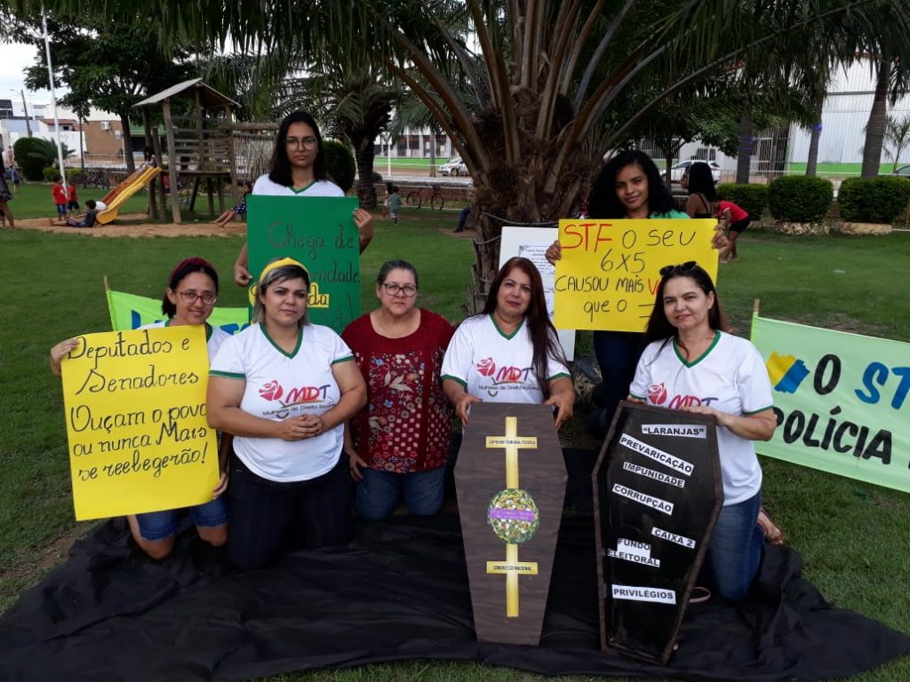 Movimento-3-1024x768 Mulheres de Direita Tocantins promovem em Gurupi ato simbólico de funeral do STF e Congresso Nacional