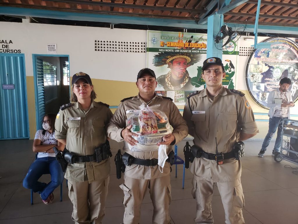 Indios-Enchente-Coronavírus-5-1024x768 Governo do Tocantins doa 505 cestas básicas para Índios da Ilha do Bananal que enfrentam cheia e confinamento para evitar risco viral