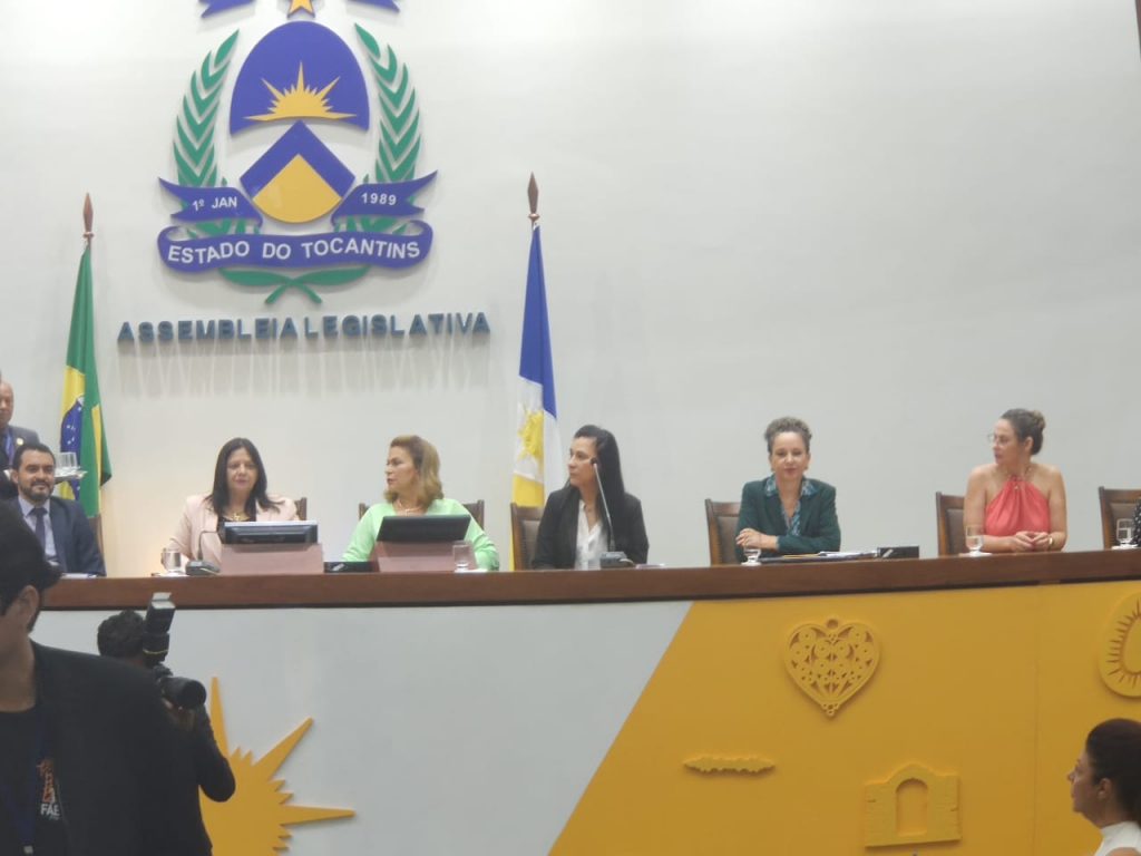 WhatsApp-Image-2020-03-03-at-10.54.51-1024x768 "A sub-representação das mulheres está explícita" na política, defende a deputada Josi Nunes em Sessão Solene na ALETO