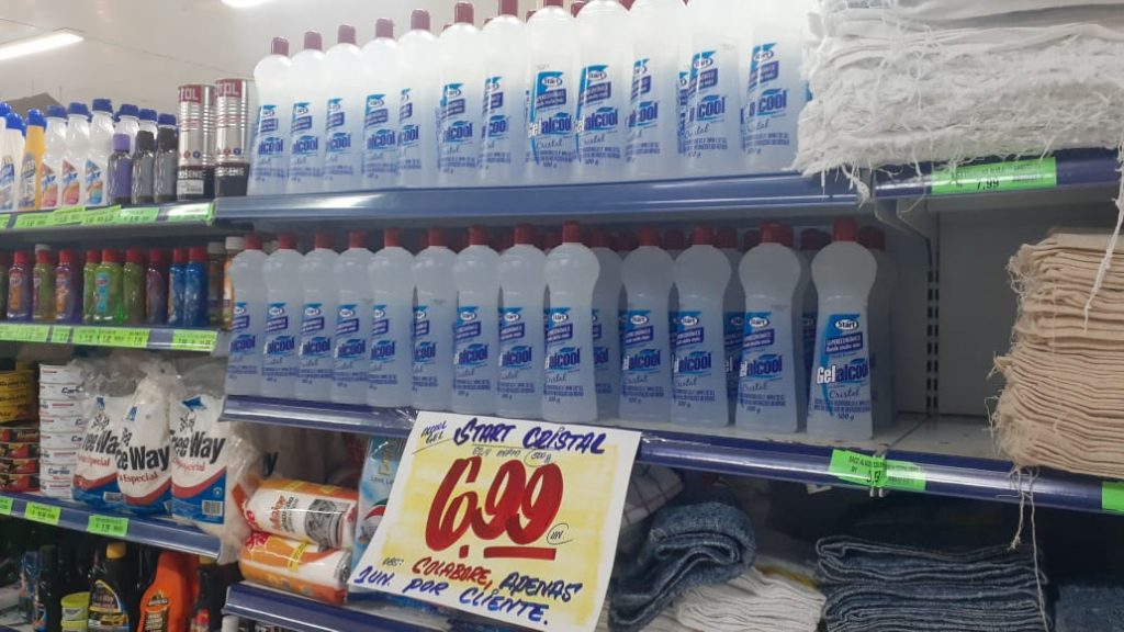 Alcool-gel-3-1024x576 Diferença do frasco de álcool gel entre supermercados de Gurupi chega a quase 60%