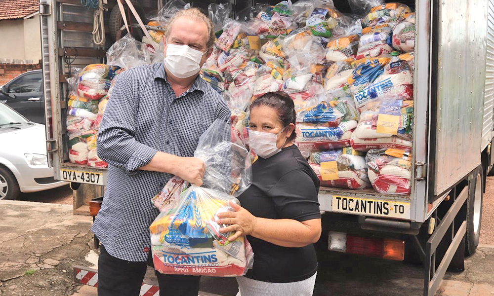 Kita-alimentação Governo do Tocantins entrega mais de 23 mil kits de alimentação e higiene para estudantes na regional de Palmas