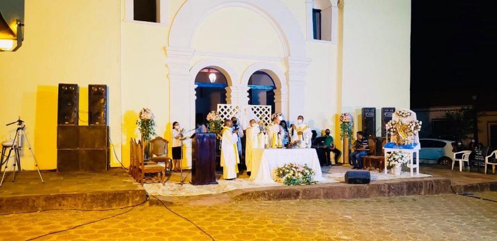Dom Romualdo Preside Missa Solene da Padroeira do Estado do Tocantins, em Natividade