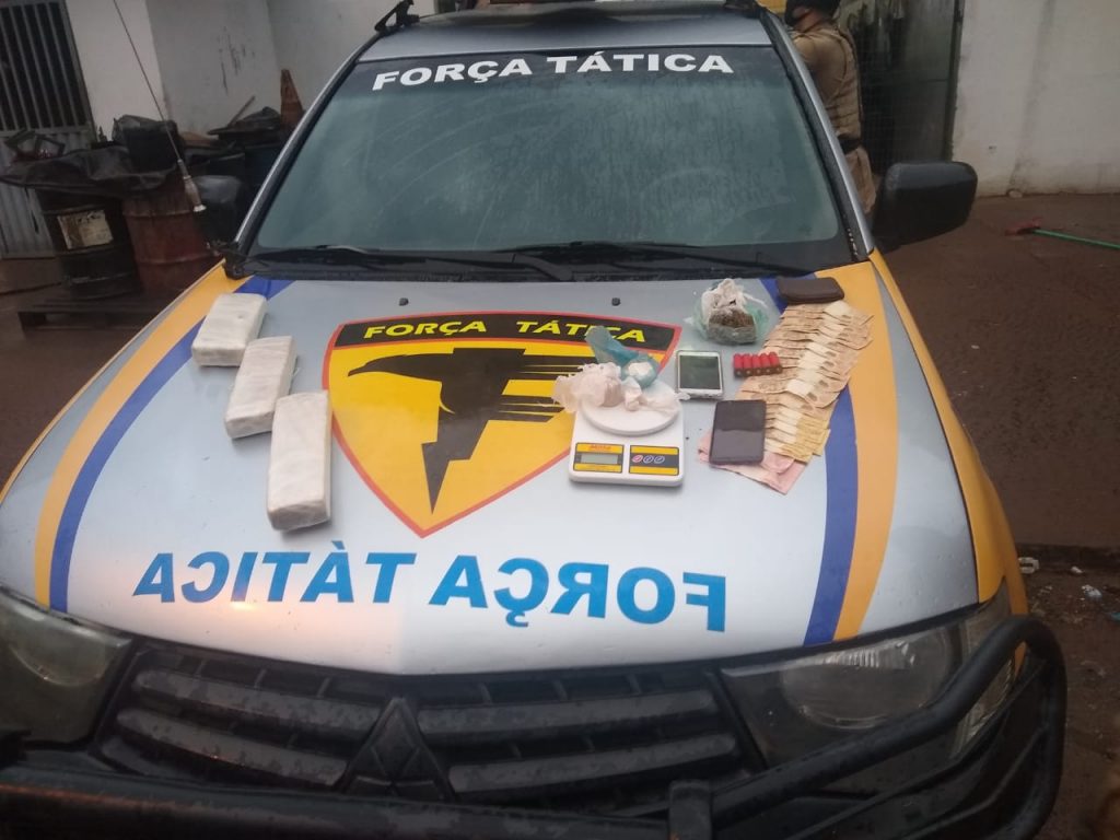5a843cc9-f4fb-41eb-828e-fa9fe867f153-1024x768 Dois homens são presos por tráfico de drogas em Formoso do Araguaia