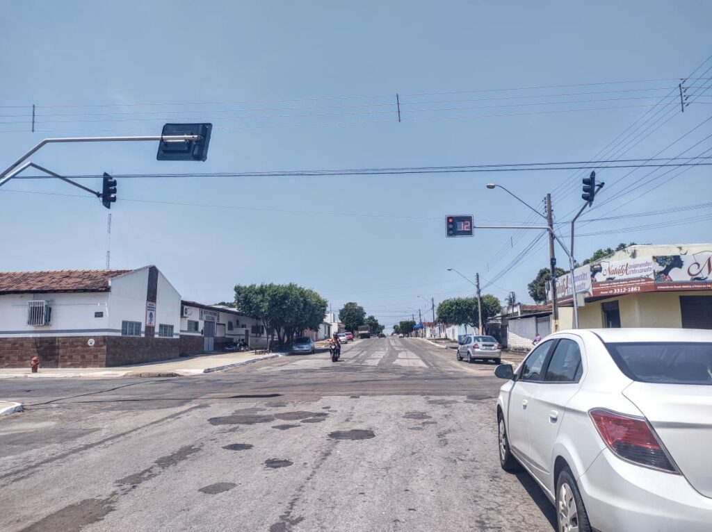 semaforo-rua-13-gurupi-1024x766 Prefeitura de Gurupi anuncia instalação de semáforo no cruzamento da Avenida Paraíba com a Rua 13