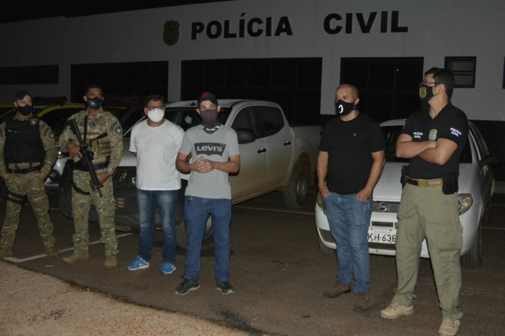WhatsApp-Image-2021-04-30-at-05.07.05-1024x682 Polícia realiza ação no combate ao transporte clandestino em Palmas