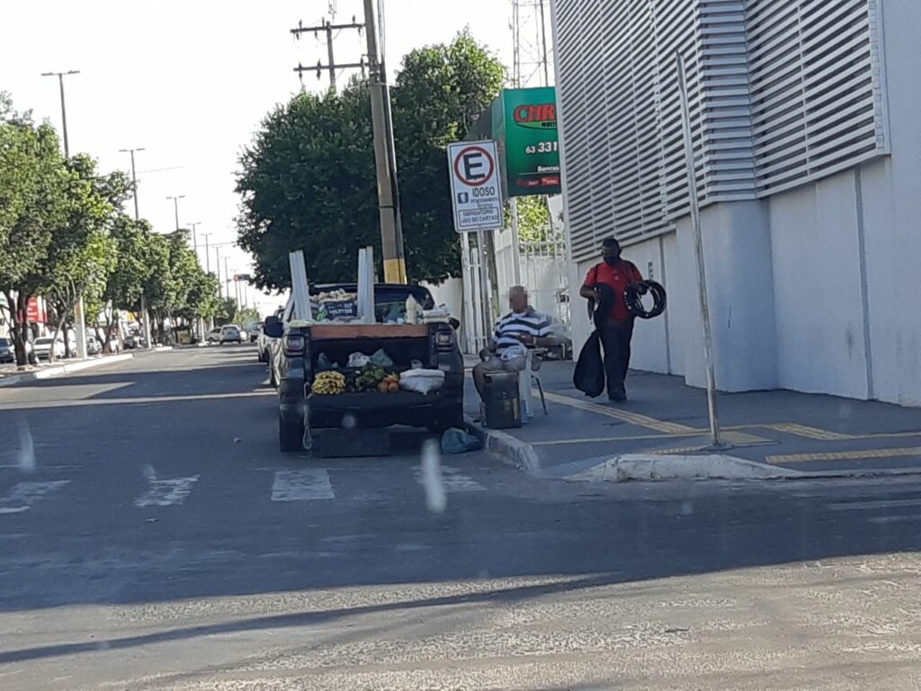 Estacionamento-ok-1024x768 Idoso com deficiência física cobra fiscalização para garantir direito a estacionamento usado por ambulante em Gurupi