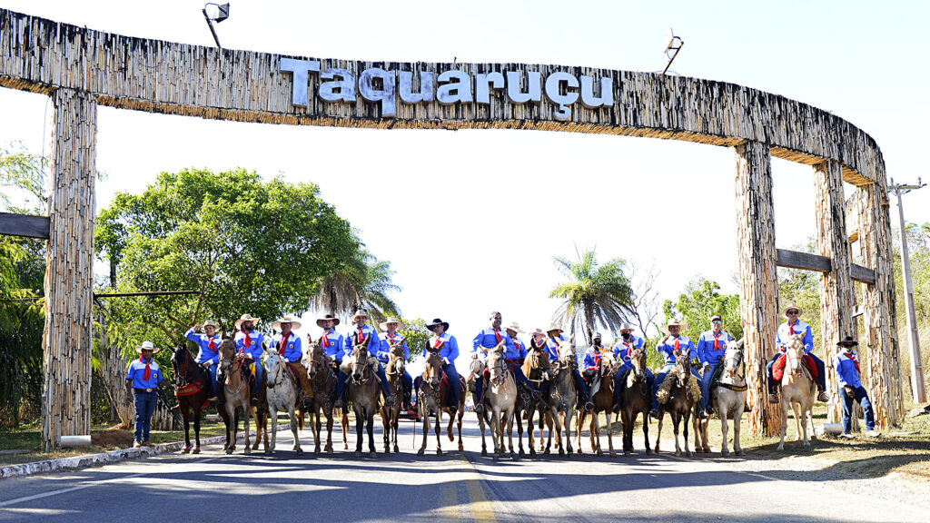 TROPEIROS-FOTO-LIA-MARA-13-1024x576 Comitiva de Tropeiros de Taquaruçu inicia peregrinação ao Senhor do Bonfim