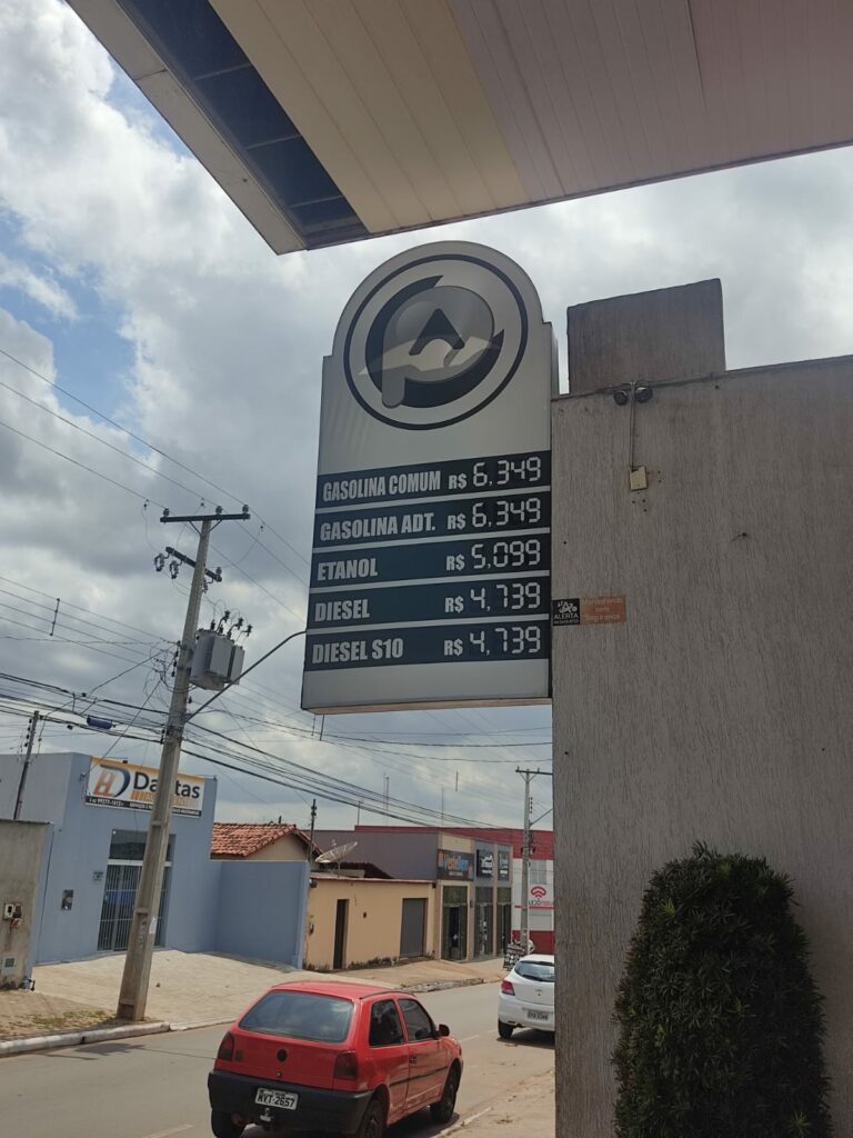 Posto-combustivel-3-768x1024 Postos de combustível em Araguaína e Palmas são autuados pelo Procon por aumento sem justificativa