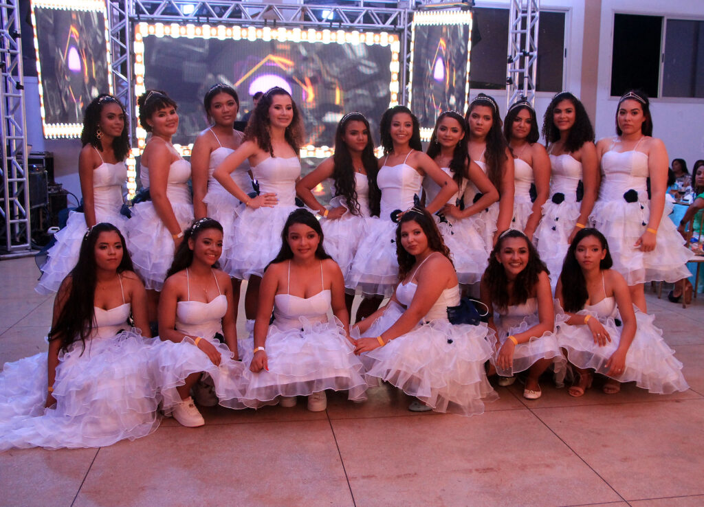4o-Baile-das-Debutantes-410-1024x738 Baile das Debutantes comunitário realiza o sonho de17 adolescentes de Cariri