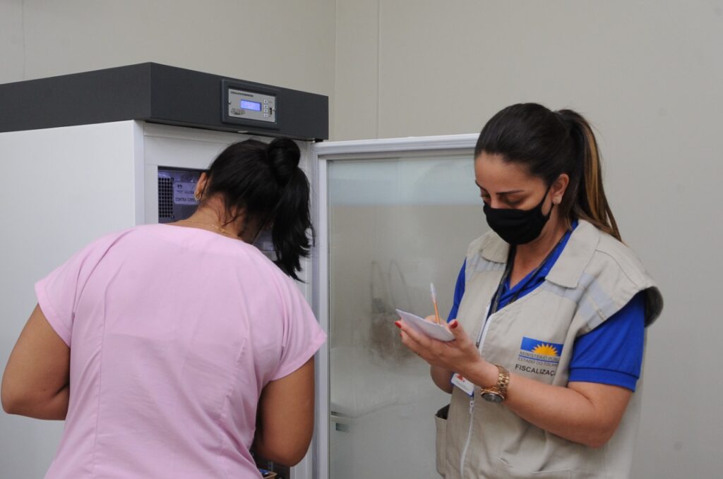 vacinacao-1024x679 Formoso do Araguaia perde 1.282 doses de vacina contra a Covid e outras 3.409 desapareceram, aponta MPE