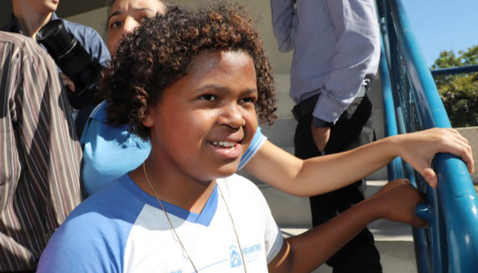 Estudante do 7° ano, Ana Elisa Alves Vieiras, ficou feliz ao conhecer o novo espaço de estudo - Esequias Araújo/Governo do Tocantins