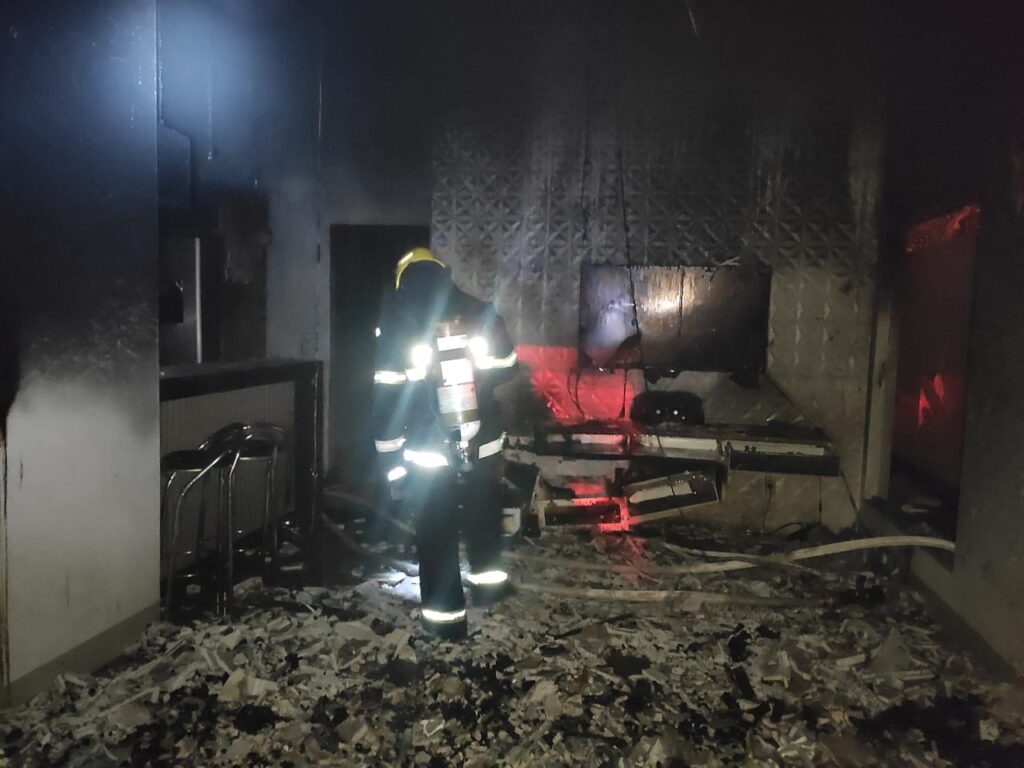 WhatsApp-Image-2022-06-21-at-05.14.07-1024x768 Moveis são destruídos após incêndio em residência de Gurupi