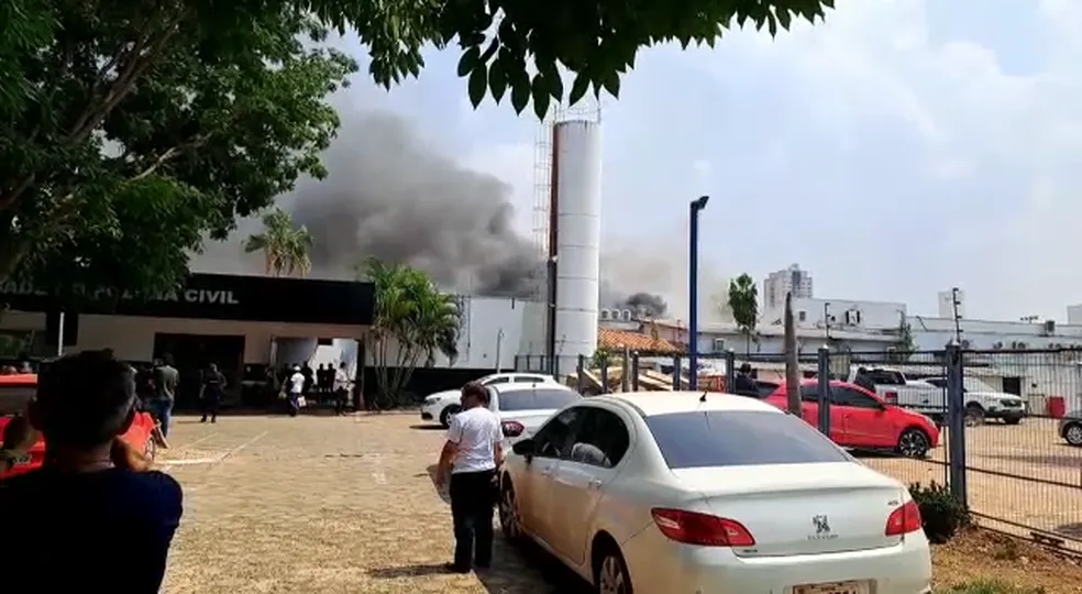 incendio Incêndio atinge complexo de Delegacias da Polícia Civil em Palms