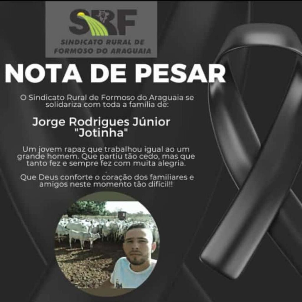 WhatsApp-Image-2022-12-04-at-12.20.43-1024x1024 Motorista morre após caminhão carregado com gado tombar em Formoso do Araguaia