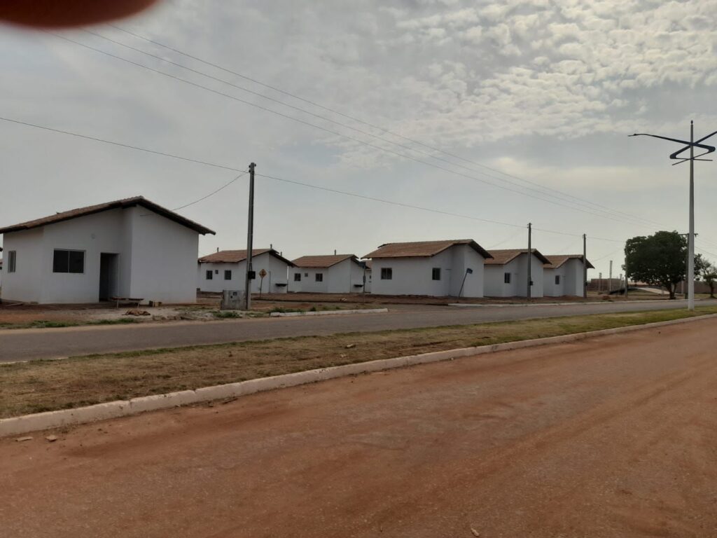 0bf48ac8-1ff5-4f23-a101-404e83572752-1024x768 Com recurso próprio, Prefeitura de Alvorada investe R$ 4 milhões em construção de casas populares