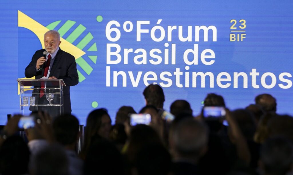 Lula-1024x613 Lula: “A gente não precisa diminuir o Estado para valorizar a iniciativa privada”, disse o presidente a empresários em discurso contra privatizações e exaltação aos bancos públicos