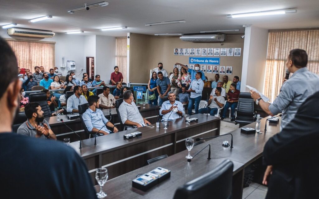 IMG-20220702-WA0062-1024x640 Ataídes Oliveira fortalece sua pré-candidatura ao senado ao receber apoio de mais de 100 vereadores na região de Araguaína 